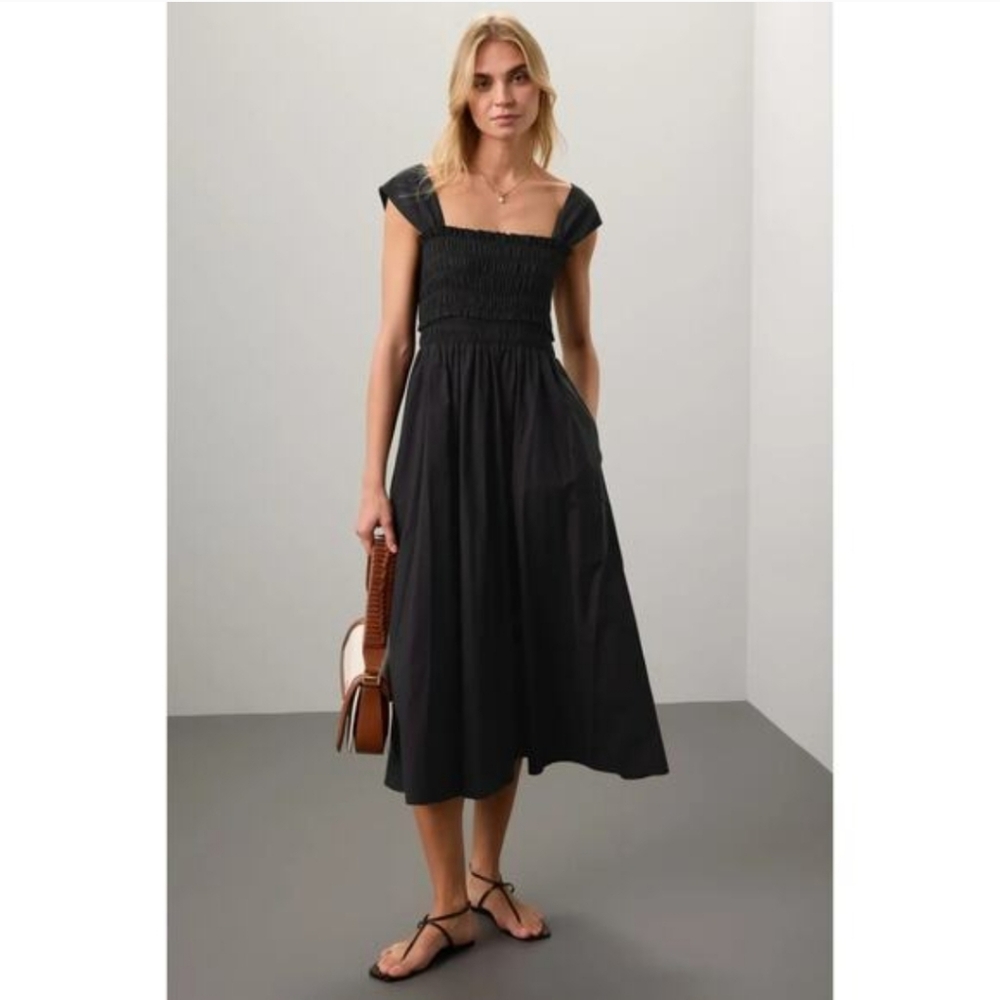 Club Monaco Smocked Black Flowy Midi Nap Dress size M